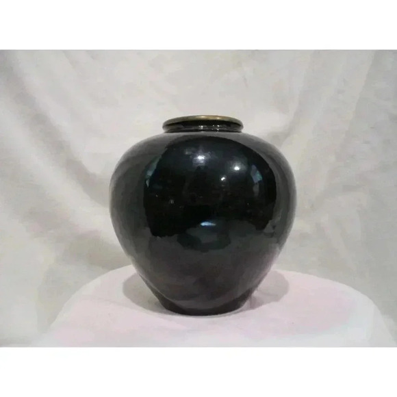 Vase, Black Lacquered Brass Vase with peacock and floral decoration Asian flare - Picture 4 of 7